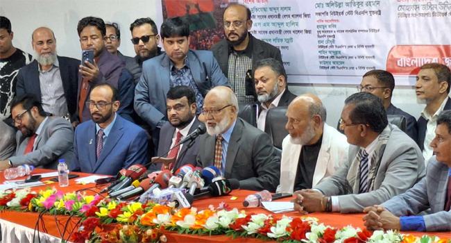 নির্বাচন নিয়ে ষড়যন্ত্র হচ্ছে : খন্দকার মোশাররফ