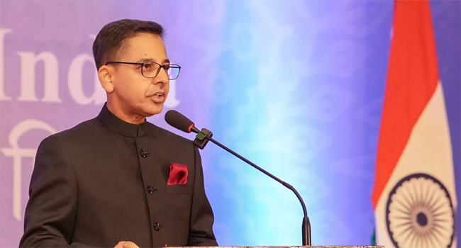 ঢাকা-দিল্লি সম্পর্ক পারস্পরিক নির্ভরশীলতা ও স্বার্থে এগিয়ে যাবে : প্রণয় ভার্মা