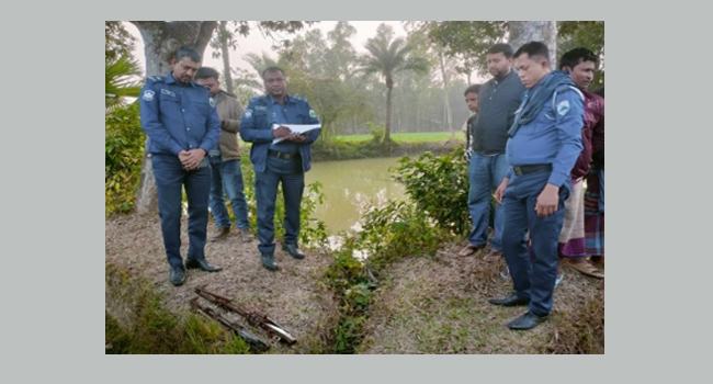 বগুড়ায় ৫ আগস্টে লুট হওয়া আরো ২টি অস্ত্র উদ্ধার