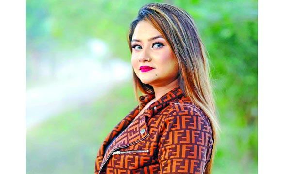 একটি হলেও মৌলিক গান করার স্বপ্ন তানিন সুবহার