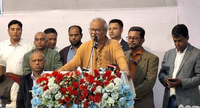 গণতন্ত্র মানেই তীব্র সমালোচনা, সরকার সব শ্রবণ করবে : রিজভী