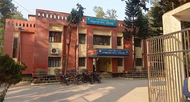 সাদুল্লাপুরে যুবকের লাশ উদ্ধার