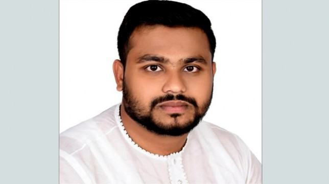 পাবনা জেলা ছাত্রলীগ নেতা বিমানবন্দরে গ্রেফতার