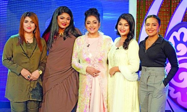 ৪০০তম পর্বে ‘আজকের অনন্যা’