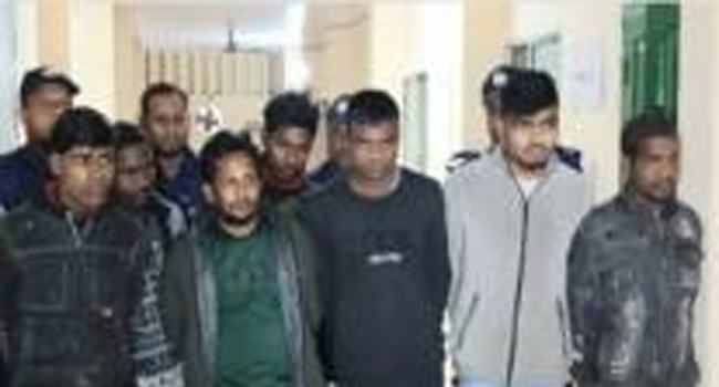 বগুড়ায় লুণ্ঠিত মালামাল উদ্ধারসহ ৭ ডাকাত গ্রেফতার