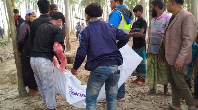 রায়গঞ্জে বৈষম্যবিরোধী আন্দোলনে নিহত লেবুর লাশ উত্তোলন