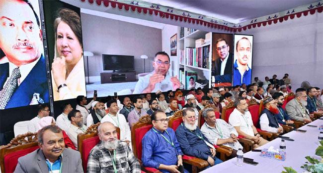 নির্বাচন প্রক্রিয়া দীর্ঘায়িত হলে স্বৈরাচার আবারো চেপে বসবে : তারেক রহমান