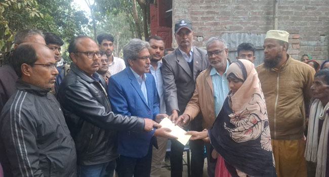 লালপুরে শিক্ষার্থী প্রার্থনার পাশে দাঁড়ালেন তারেক রহমান