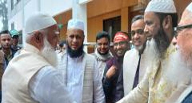 ফেনী পৌঁছেছেন জামায়াত আমির