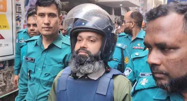 জবি শিক্ষার্থীকে হত্যাচেষ্টা : সোলায়মান-রঞ্জন ২ দিনের রিমান্ডে