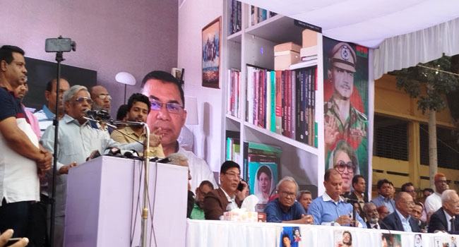 আমাদের নেতাকর্মীরা যে ক্ষতিগ্রস্ত হয়েছেন, উপদেষ্টারা তা হন নাই : বুলু