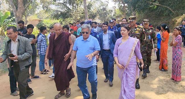 সরকারের সহযোগিতায় পার্বত্য এলাকার পরিস্থিতিগুলো সমাধান করতে হবে : উপদেষ্টা ড. এম সাখাওয়াত হোসেন