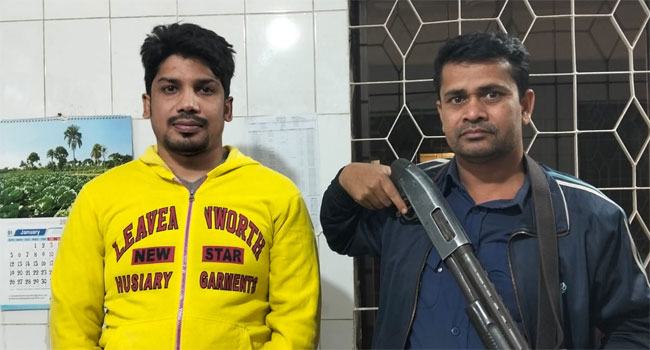 সাভারে নিষিদ্ধ ছাত্রলীগ নেতা গ্রেফতার