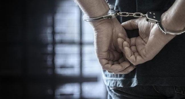 যুক্তরাজ্যে অবৈধভাবে কাজ করার অভিযোগে ৬০০ শতাধিক গ্রেফতার