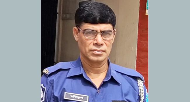 মানিকগঞ্জে থানায় দায়িত্বরত অবস্থায় পুলিশ সদস্যের মৃত্যু