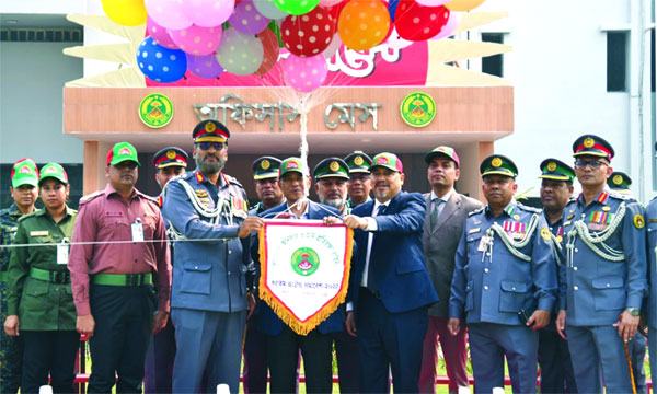অস্ত্র উদ্ধার আশানুরূপ হয়নি : স্বরাষ্ট্র উপদেষ্টা