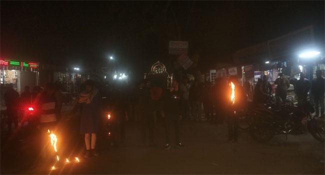 আওয়ামী লীগকে নিষিদ্ধের দাবিতে কুড়িগ্রামের কফিন মিছিল