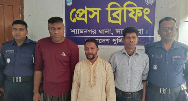 অপারেশন ডেভিল হান্ট : সাতক্ষীরায় তিন আ’লীগ নেতা গ্রেফতার