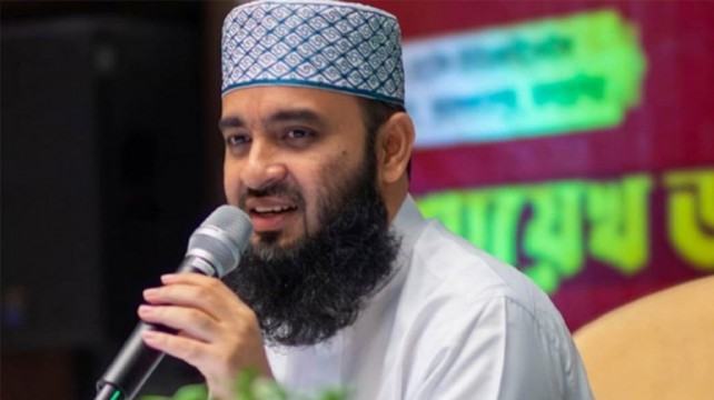 ময়মন‌সিংহে আজহারীর মাহফিল কাল, রা‌তেই মানু‌ষের ঢল