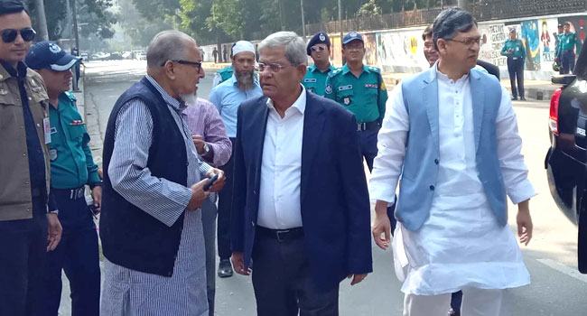 বৈঠকে বসতে ফরেন সার্ভিস একাডেমিতে বিএনপির প্রতিনিধি দল