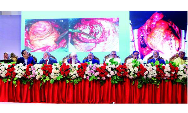 বাংলাদেশের স্বাস্থ্য খাতে বরাদ্দ বাড়াতে হবে : ডা: তাহের