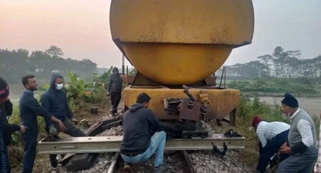 সিলেটে ১০ ঘণ্টা পর রেল যোগাযোগ স্বাভাবিক