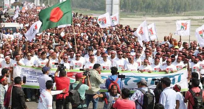 তিস্তা বাঁচানোর পদযাত্রায় জনস্রোত