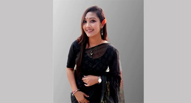 একুশ উপলক্ষে আসছে শ্রাবণী শর্মার মৌলিক গান