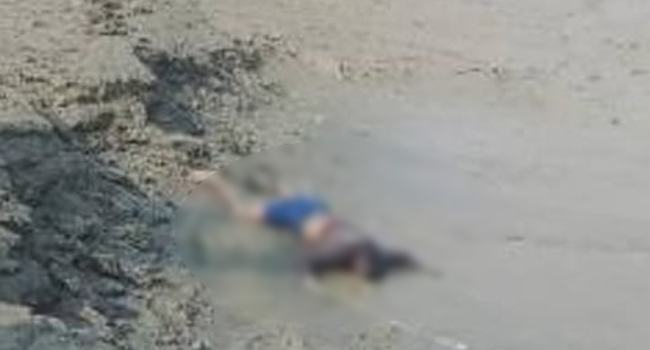 সীতাকুণ্ডে হত্যার পর সমুদ্রে ফেলে দেয়া জেলের লাশ উদ্ধার