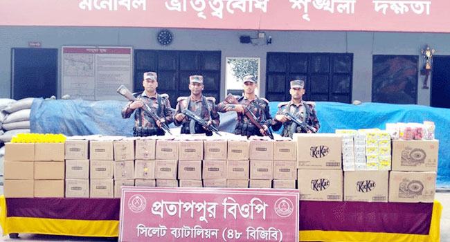 সিলেট সীমান্তে সোয়া কোটি টাকার পণ্য আটক বিজিবির
