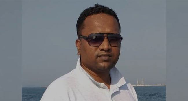 প্রবাসীর স্ত্রীর সাথে আপত্তিকর অবস্থায় যুবলীগ নেতা আটক