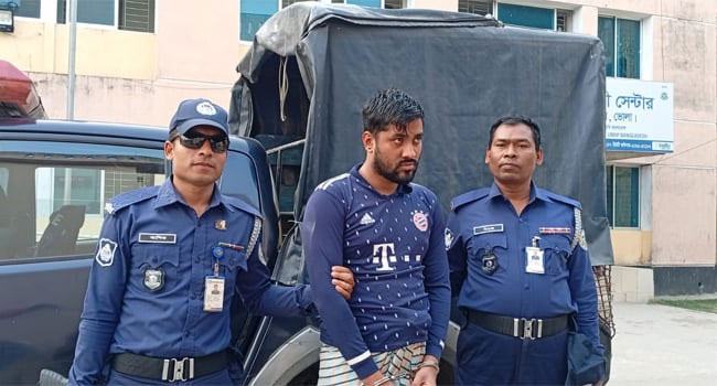 ভোলায় এনএসআই পরিচয় দেয়া ১ প্রতারক আটক