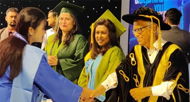 শিক্ষার্থীদের জ্ঞান-বিজ্ঞানে এগিয়ে যেতে হবে : শিক্ষা উপদেষ্টা