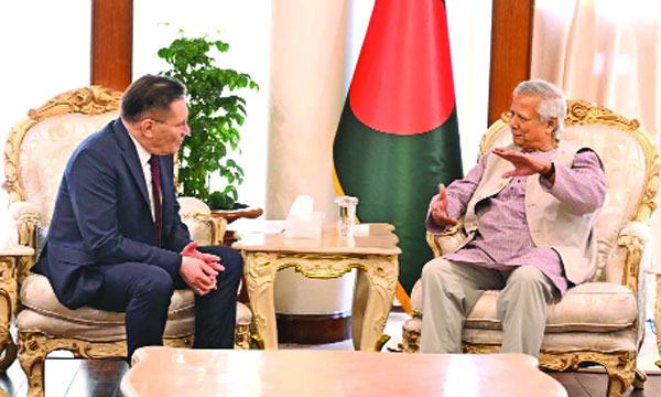 রাশিয়ার সাথে সহযোগিতা বাড়াতে আগ্রহী বাংলাদেশ :  প্রধান উপদেষ্টা