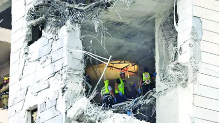 ইসরাইলে হাইপারসনিক ক্ষেপণাস্ত্র হামলা ইরানের