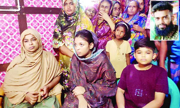 স্বামীকে হারিয়ে বাকরুদ্ধ স্ত্রী, বরগুনায় শোকের ছায়া