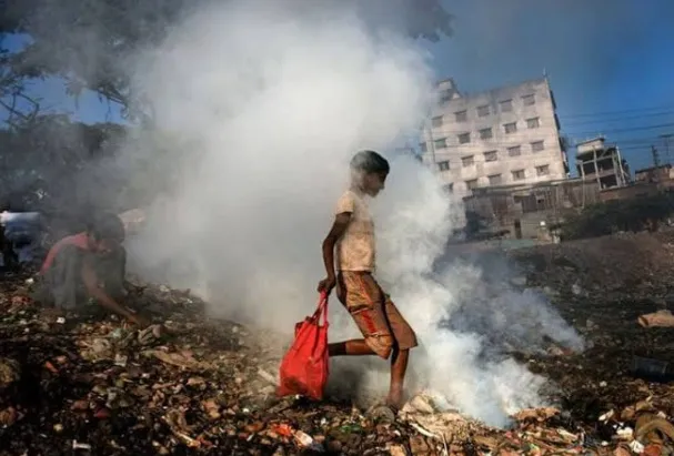 দূষণের শীর্ষে ঢাকা