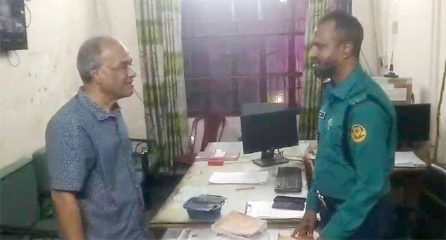 স্বরাষ্ট্র উপদেষ্টা লেফটেন্যান্ট জেনারেল (অব.) মো: জাহাঙ্গীর আলম চৌধুরী