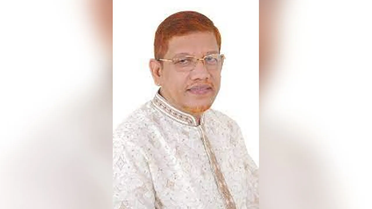 জামায়াত নেতা হামিদুর রহমান আজাদ পিএইচডি ডিগ্রি লাভ করলেন