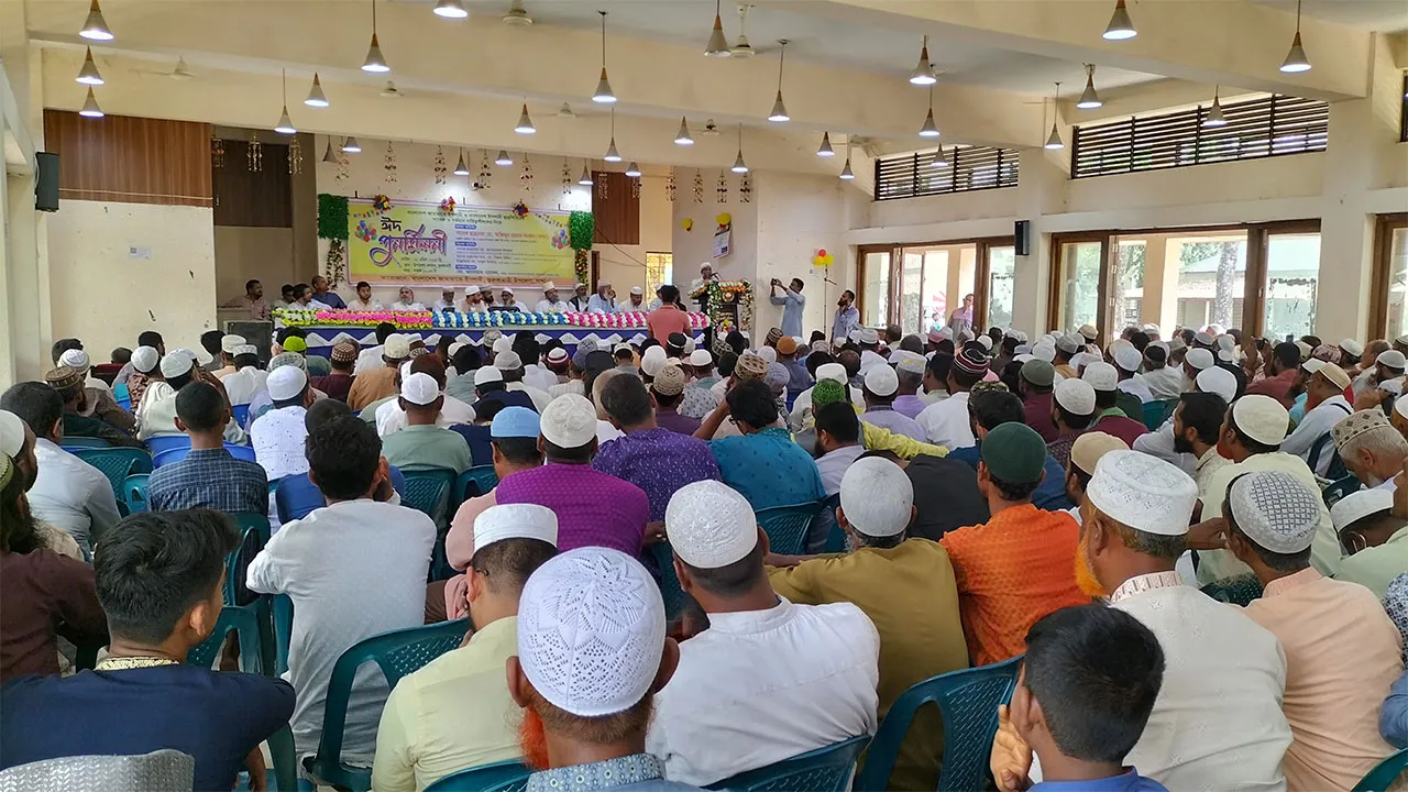 ভূরুঙ্গামারীতে দীর্ঘদিন পর প্রকাশ্যে জামায়াতের ঈদ পুনর্মিলনী