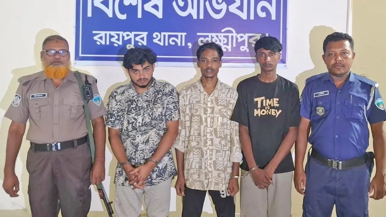 রায়পুরে ইয়াবাসহ গ্রেফতার ৩