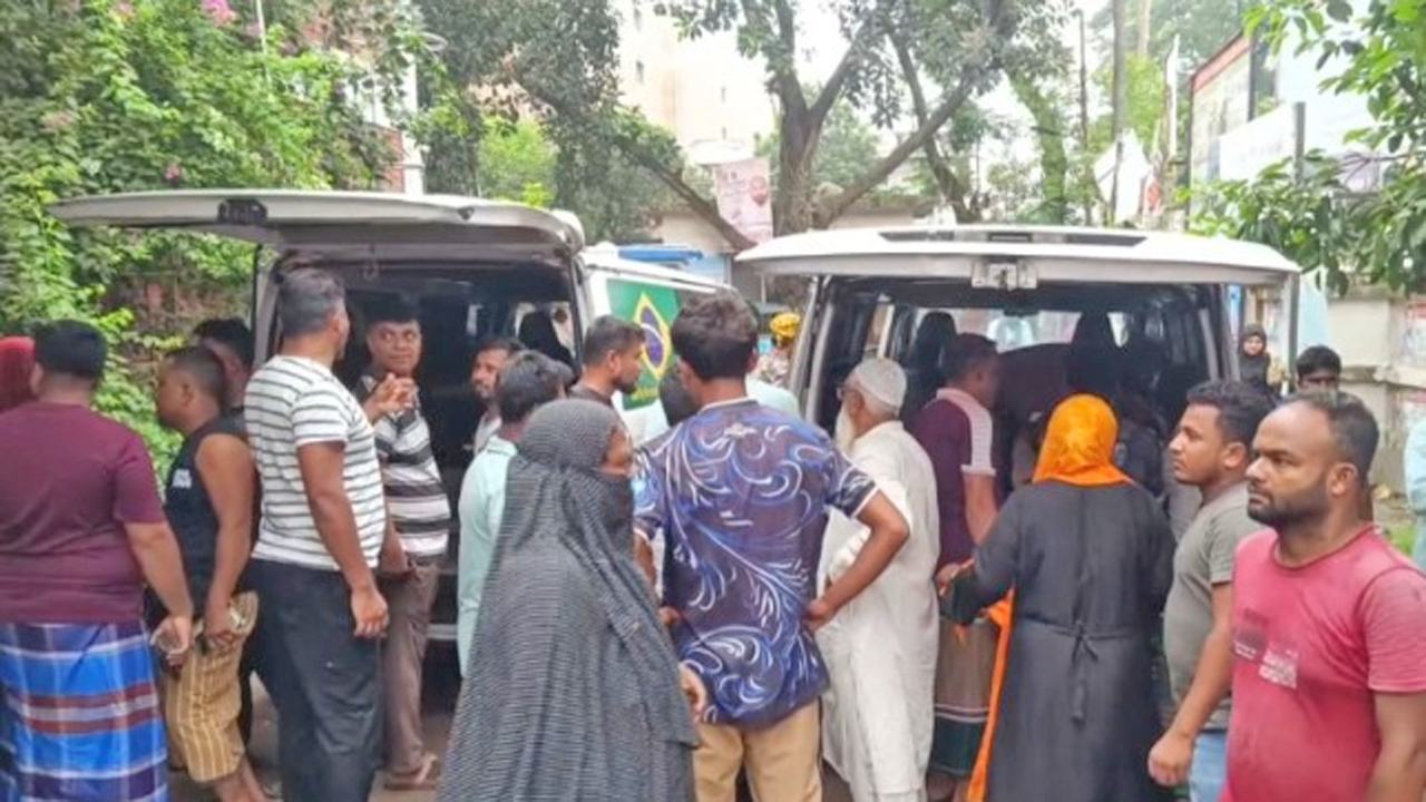 3-including-mother-and-son-killed-in-pickup-truck-collision-in-Brahmanbaria
