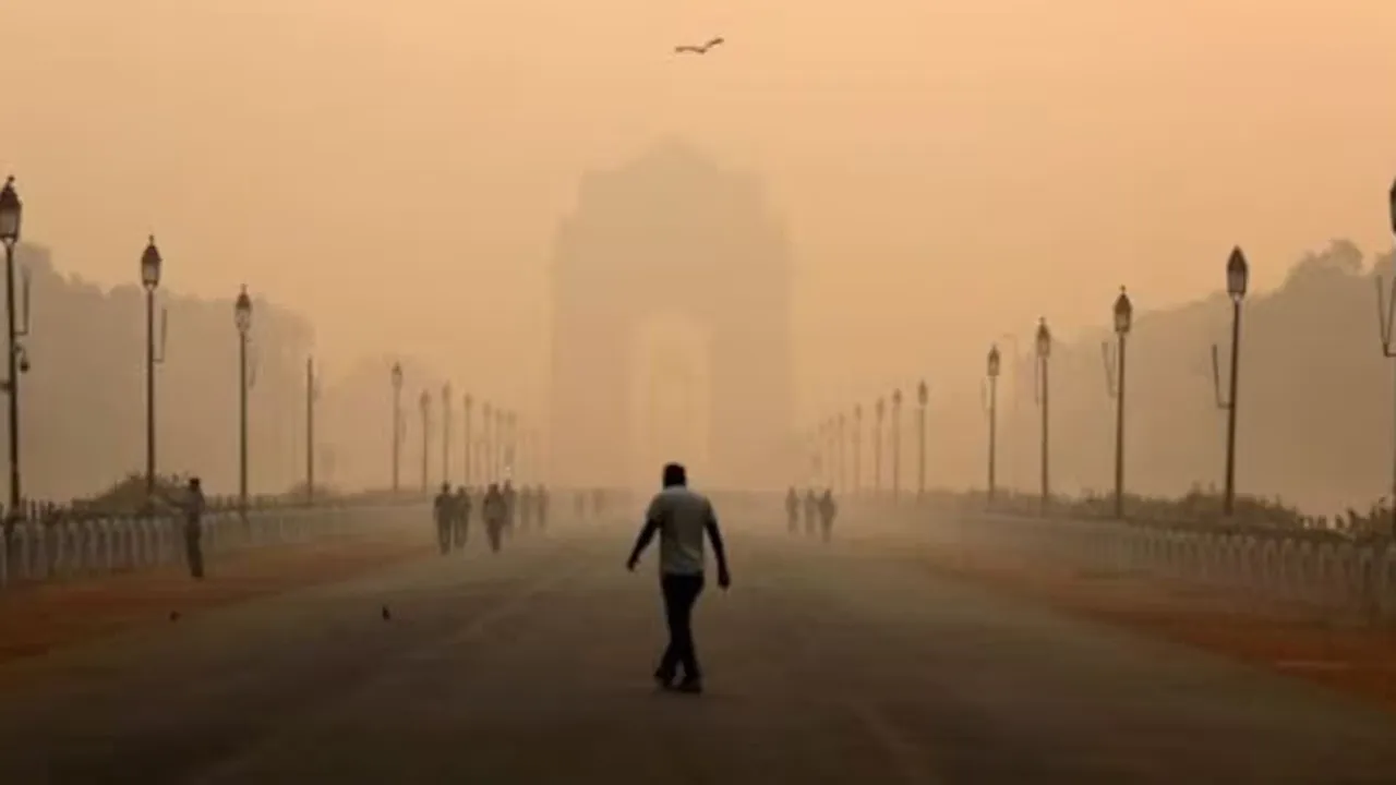 দূষণের শীর্ষে ভারতের ‍দিল্লি, ঢাকার অবস্থান কত?