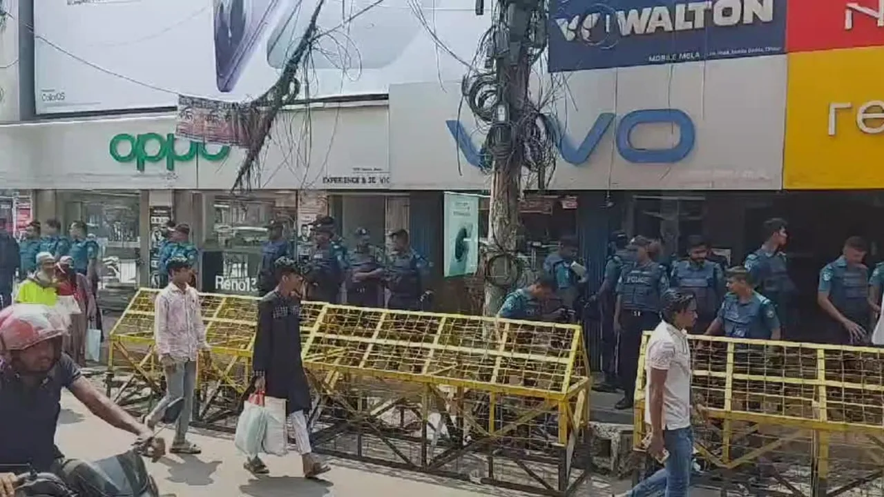 গুলশান ২-এ আইনশৃঙ্খলা রক্ষাকারী বাহিনী