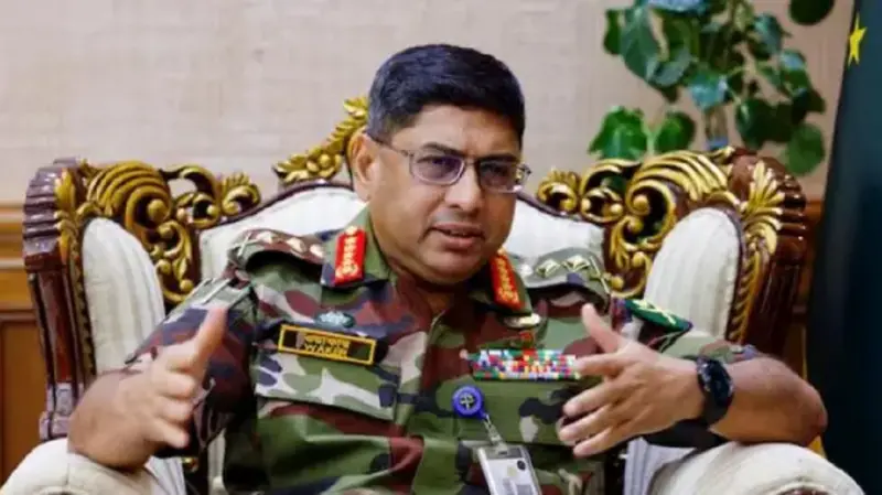 সেনাপ্রধান জেনারেল ওয়াকার-উজ-জামান