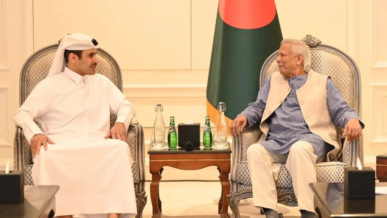 প্রধান উপদেষ্টার সাথে কাতারের জ্বালানি প্রতিমন্ত্রীর বৈঠক