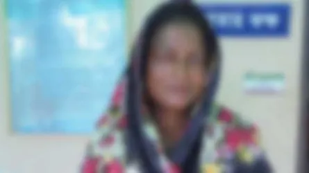 যেভাবে গ্রেফতার করা হলো ‌'পারুল ভাবীকে'
