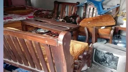 চাটখিলে মাদক অভিযানের নামে শিক্ষিকার বসতঘরে ভাংচুর