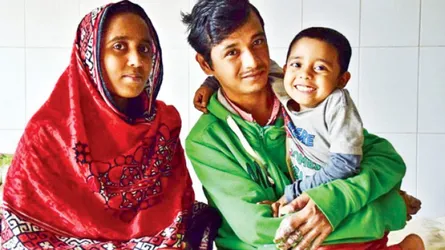 ফের কেন শিকড় গজাচ্ছে বৃক্ষমানব আবুল বাজনদারের শরীরে