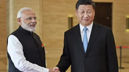 কোন দিকে যাচ্ছেন মোদি!